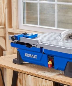 Kobalt Tile Saws 7-in 6-Amp Wet Tabletop Sliding Table Tile Saw -Kobalt Outlet Store 41973190