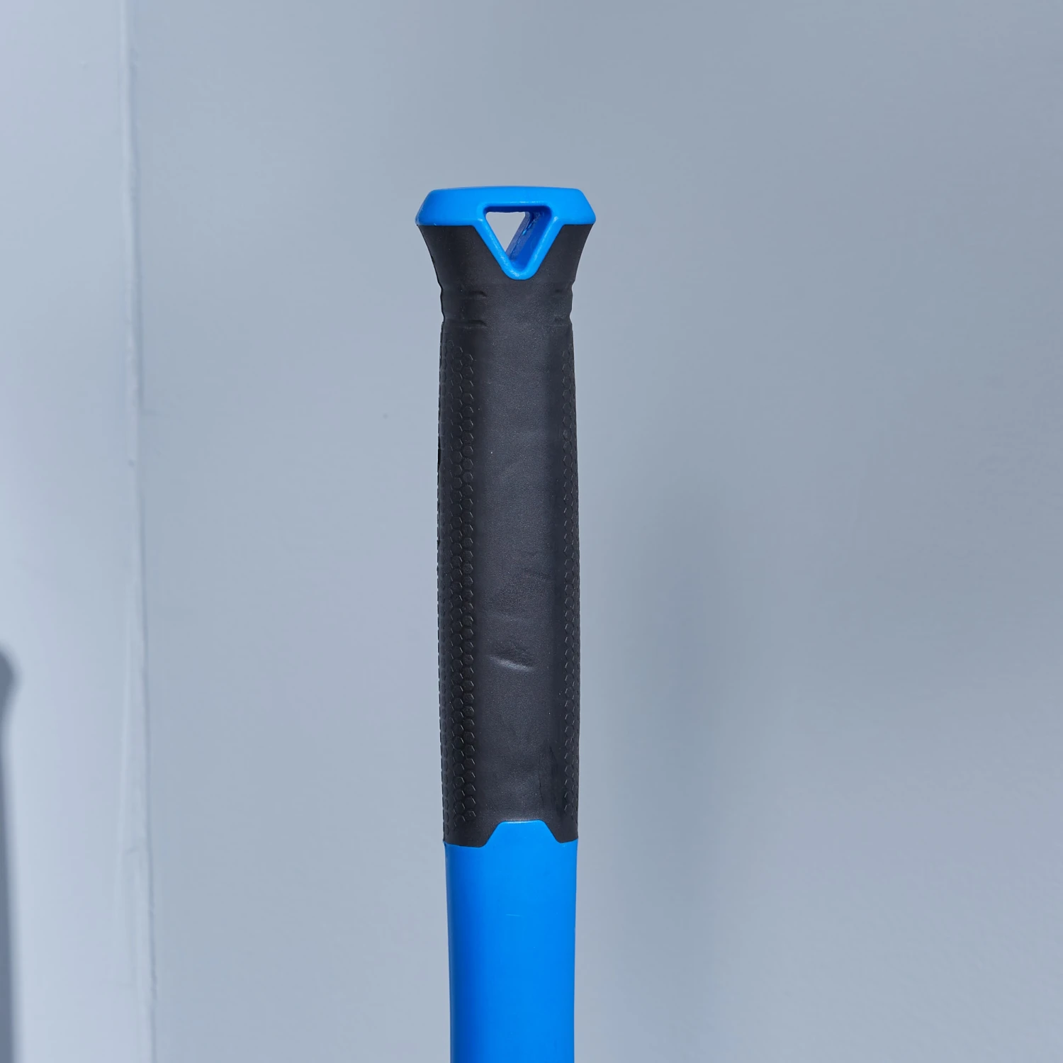 Kobalt Hammers 8-lb Polished Face Steel Head Fiberglass Sledge Hammer 6 Kobalt Hammers 8-lb Polished Face Steel Head Fiberglass Sledge Hammer - Image 4