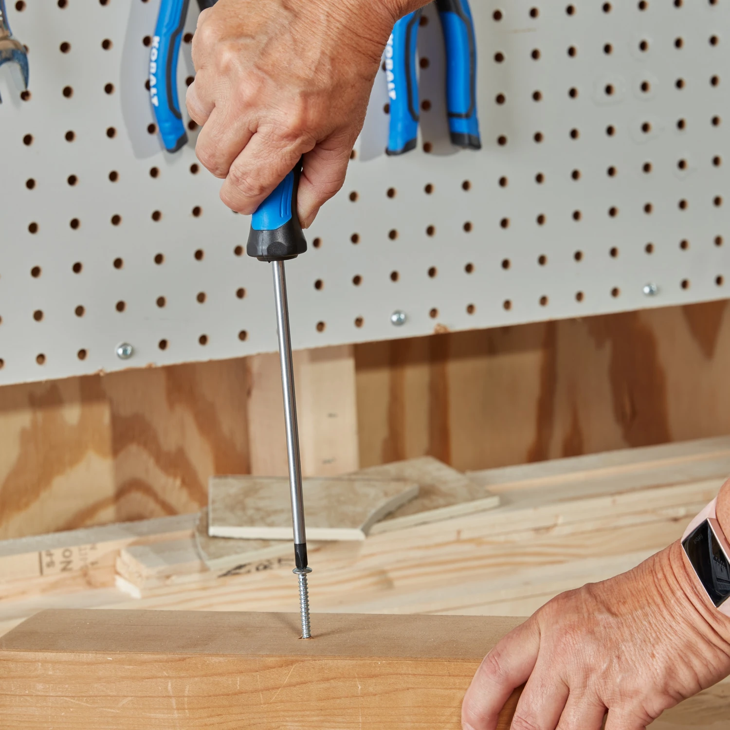 Kobalt Screwdrivers 10-Piece Plastic Handle Magnetic Set Screwdriver Set 6 Kobalt Screwdrivers 10-Piece Plastic Handle Magnetic Set Screwdriver Set - Image 4