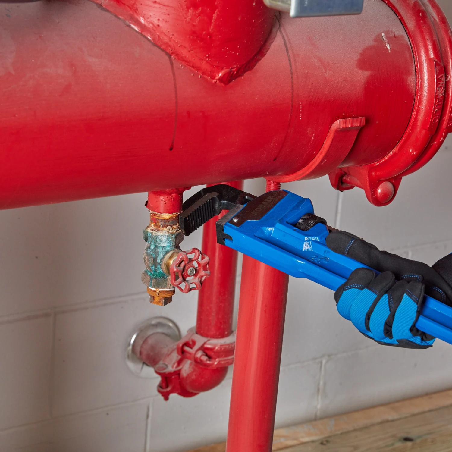 Kobalt Pipe Wrenches 24-in Cast Iron Pipe Wrench 7 Kobalt Pipe Wrenches 24-in Cast Iron Pipe Wrench - Image 5