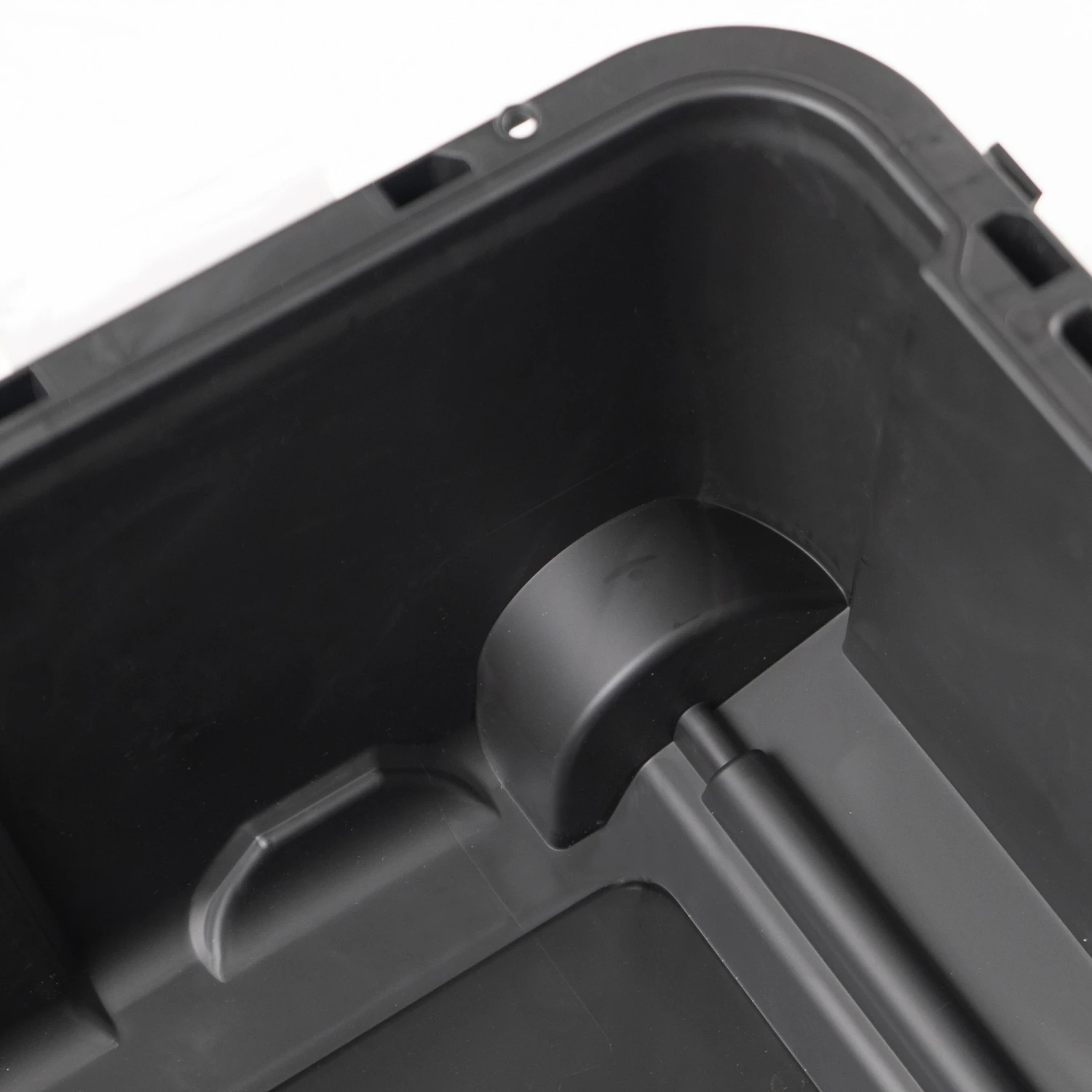 Kobalt Plastic Storage Totes Kobalt Weatherproof Sportsman Trunk 12 Kobalt Plastic Storage Totes Kobalt Weatherproof Sportsman Trunk - Image 10